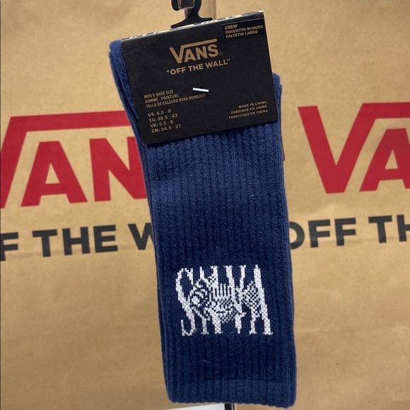 VANS "Off The Wall" Crew socks 
Vans socks (1 pair) - Picture 1 of 16